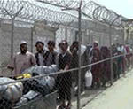 Afghans without Visas Barred  from Entry into Pakistan